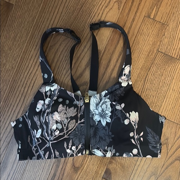 Victorias Secret Sport 32B front zip knockout sports bra - Picture 1 of 5